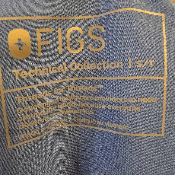 Figs Womens Vibrant Blue Scrub Joggers - Picture 9 of 10